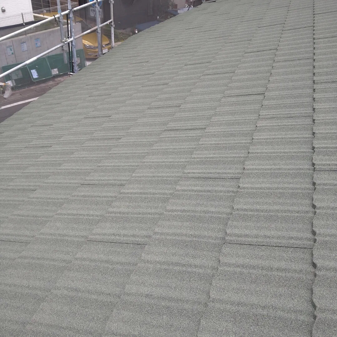 屋根葺き替え工事施工風景